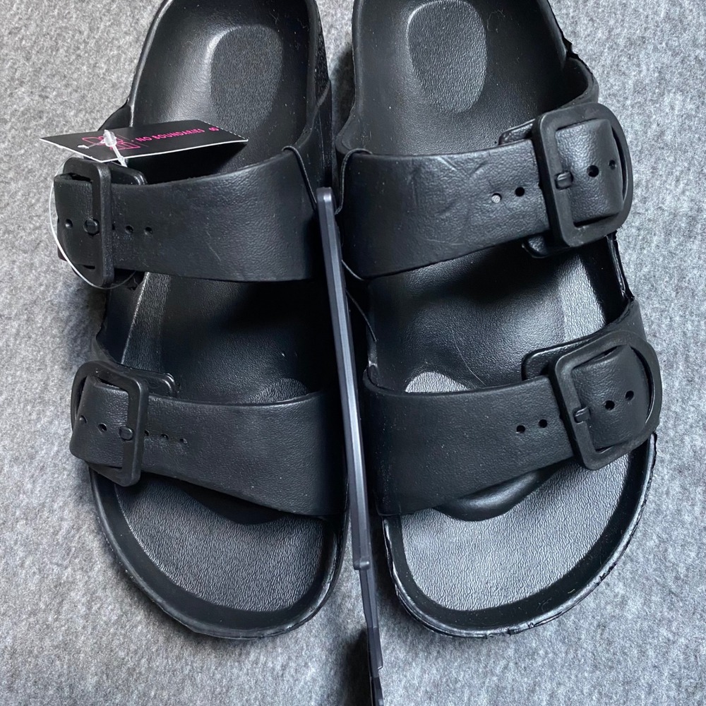 No Boundaries Black Double Buckle Slide Sandals Womens Size 8 Made in USA NWT